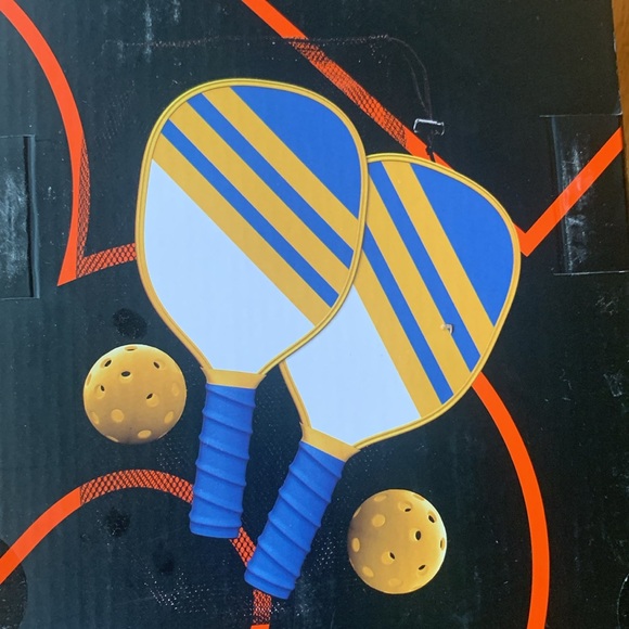 Brand new Black Series Game Pickleball Set - Picture 5 of 5